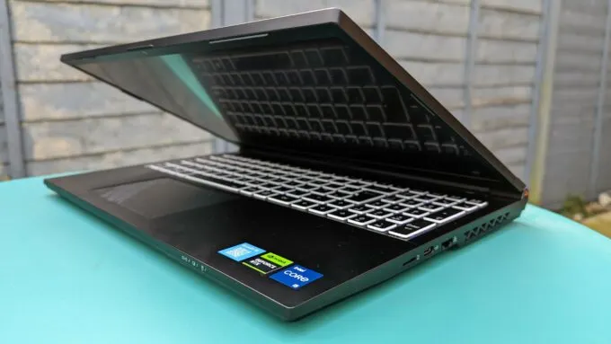 Gigabye G5