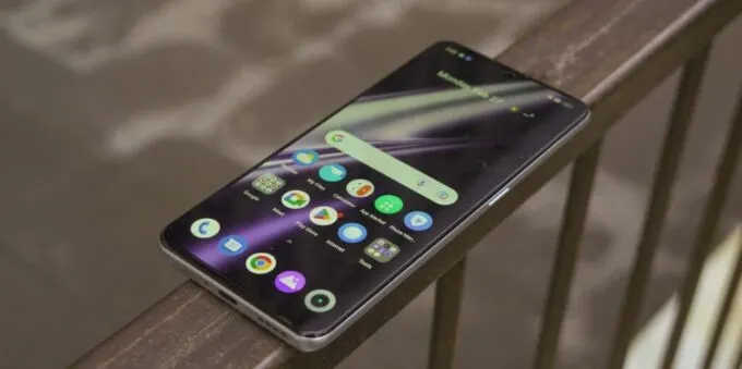 Realme GT 3