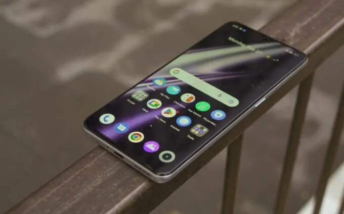 Realme GT3