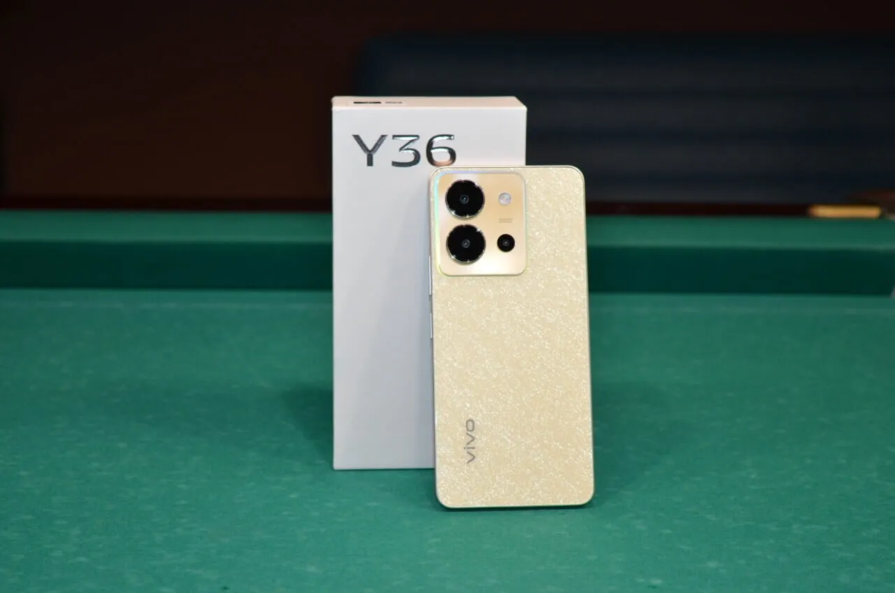 Смартфон Vivo Y36