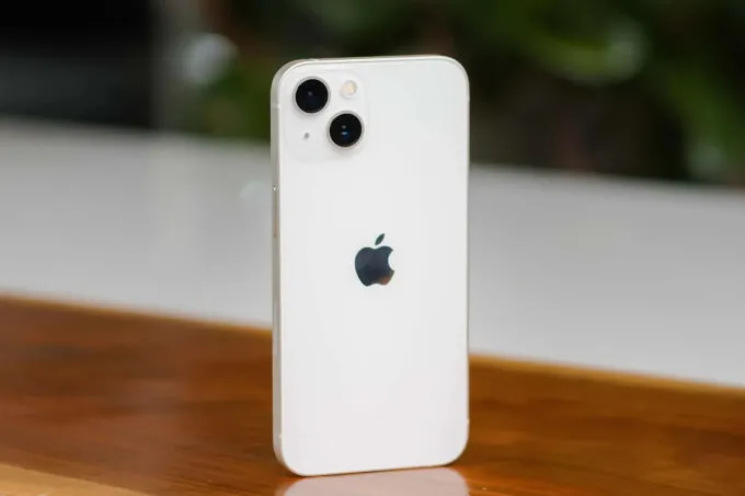 iPhone 13
