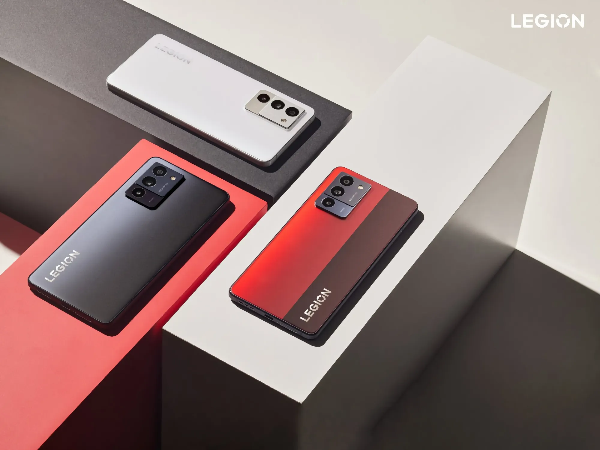 Смартфон Lenovo Legion Y70