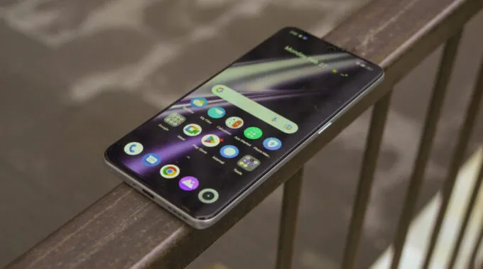 Realme GT3
