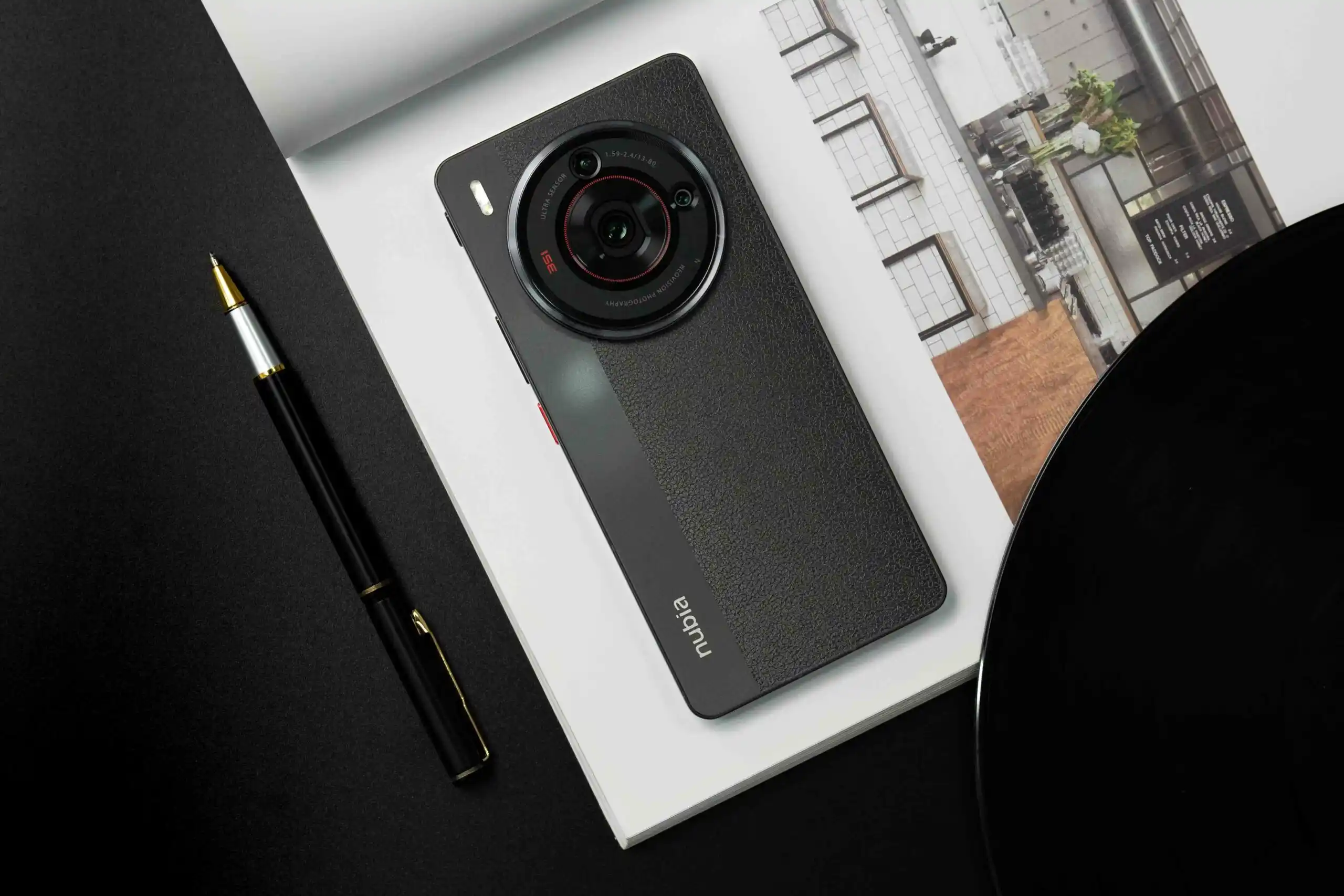 Смартфон ZTE Nubia Z50S Pro