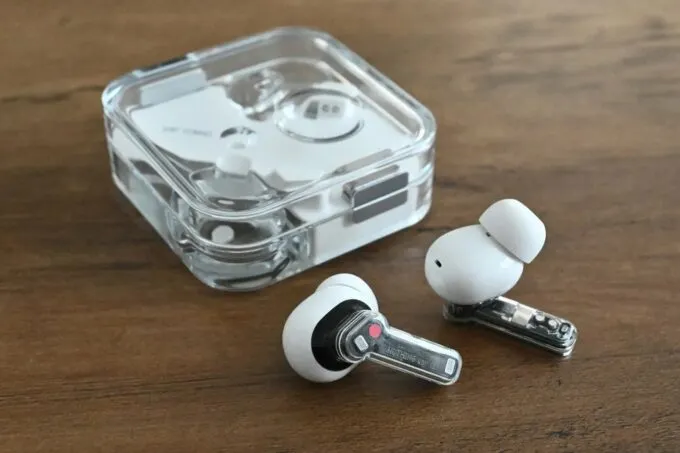 Nothing Ear (2)