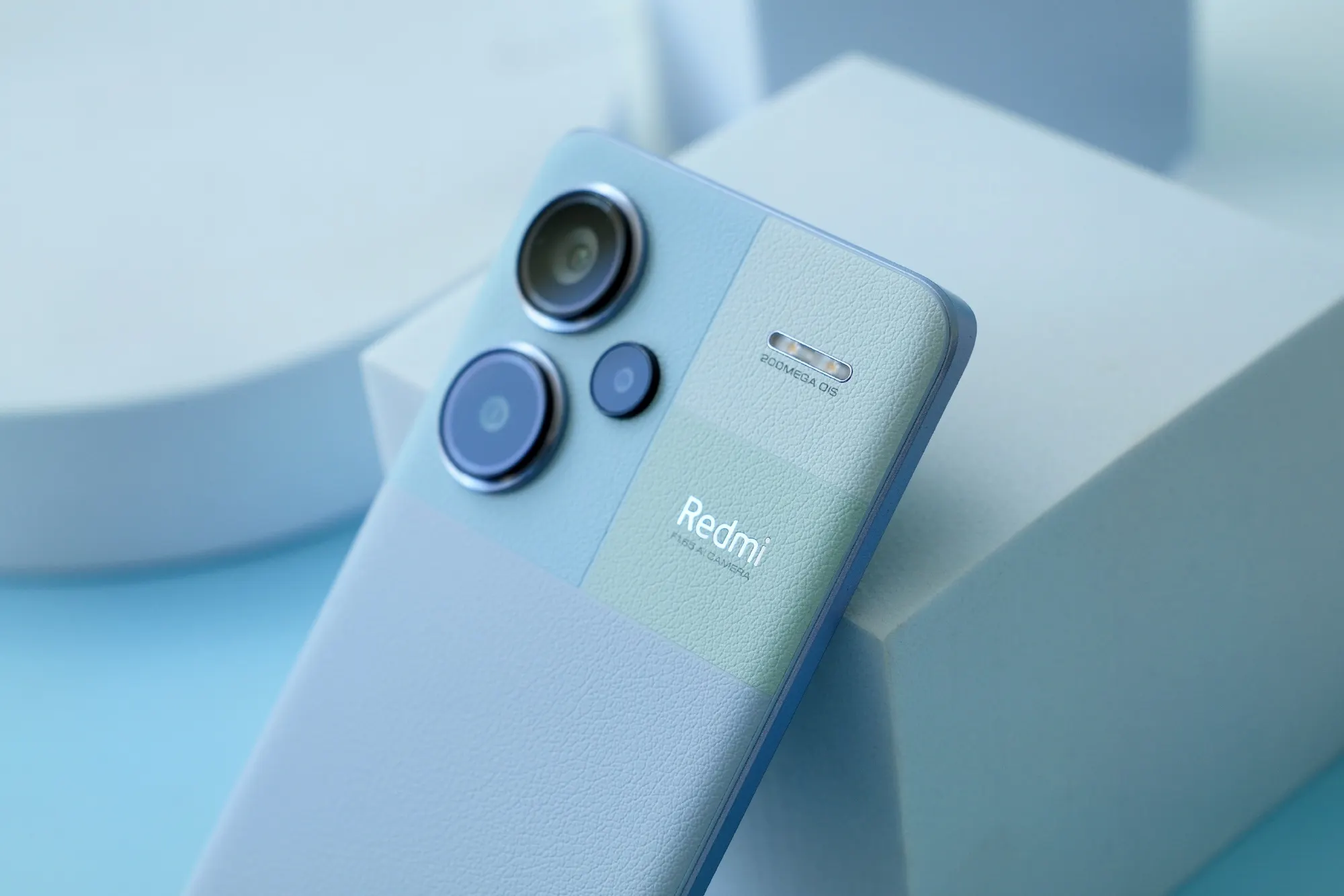 Смартфон Xiaomi Redmi Note 13 Pro+