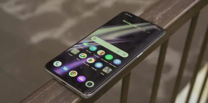 Realme GT3
