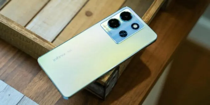 Infinix Note 30