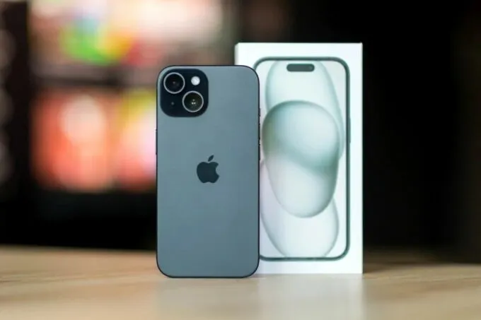 iPhone 15