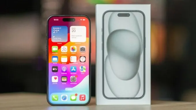 iPhone 15