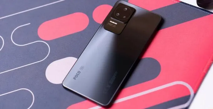 Xiaomi Poco F4