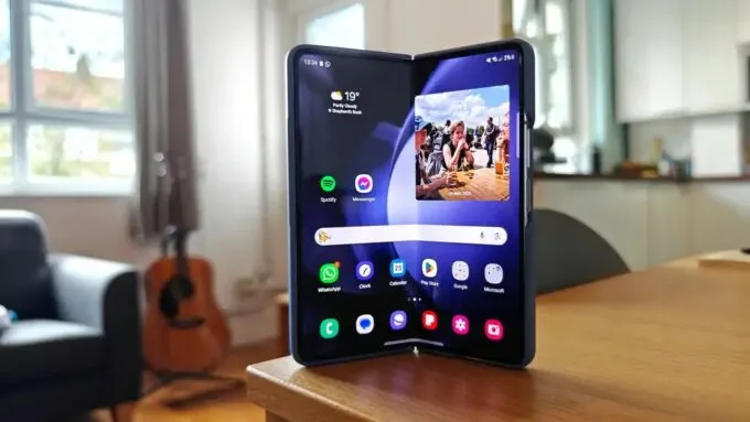 Samsung Galaxy Z Fold5