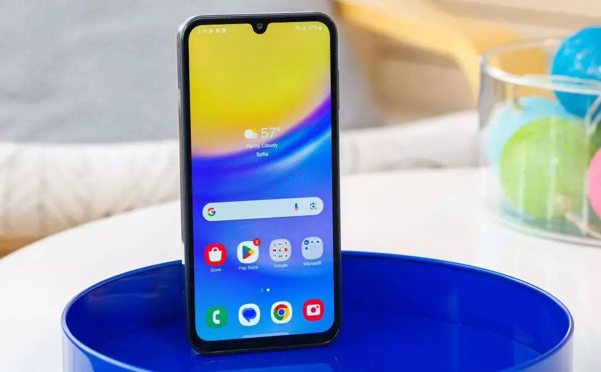 Смартфон Samsung Galaxy A15