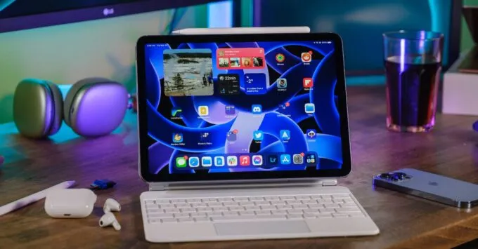 iPad Air (2022)