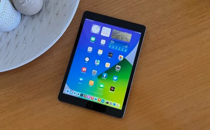 iPad (2021)