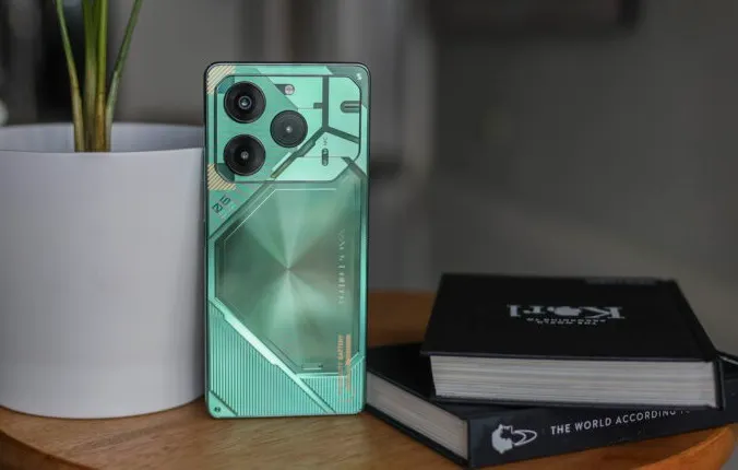 Tecno Pova 6 Pro 