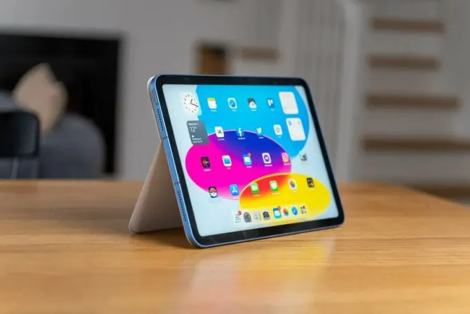 iPad (2022)