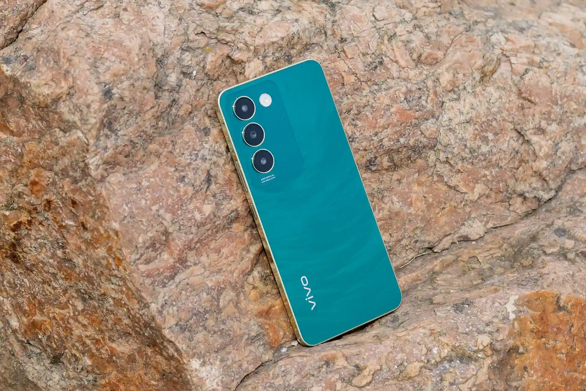 Смартфон Vivo V30 Lite