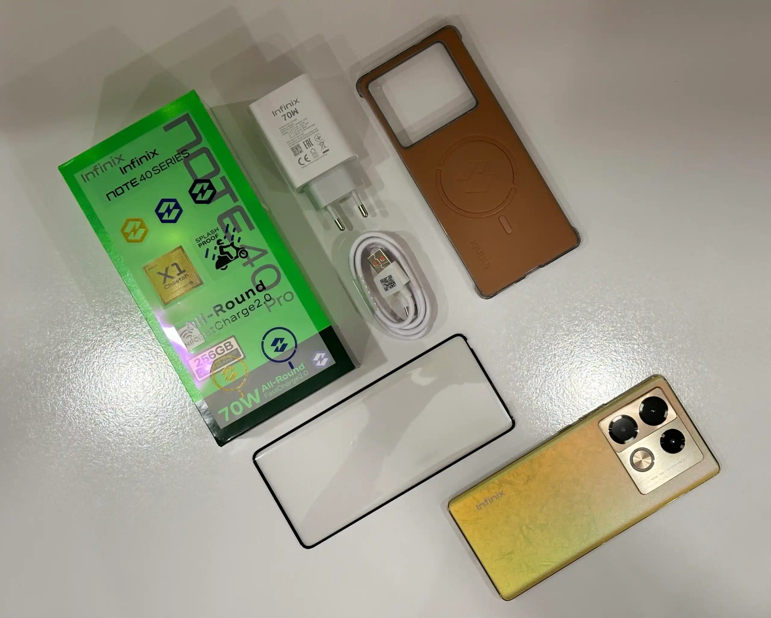Смартфон Infinix Note 40 Pro
