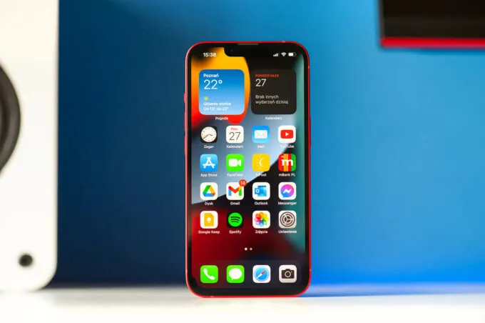 iPhone 13