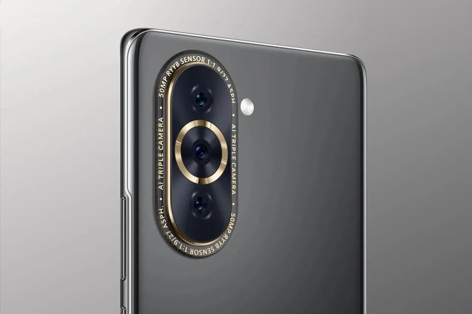 Смартфон Huawei Nova 10