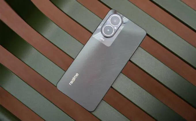 Realme C67