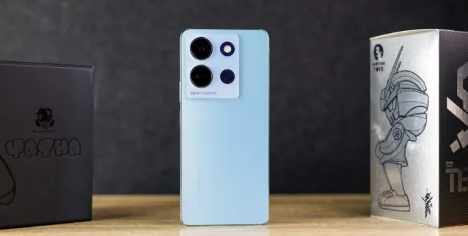 Infinix Note 30