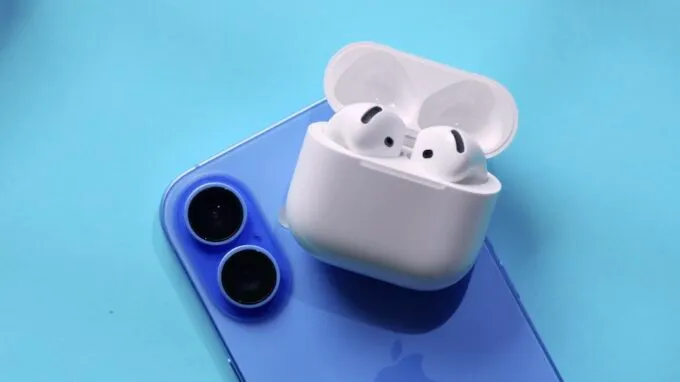 AirPods 4