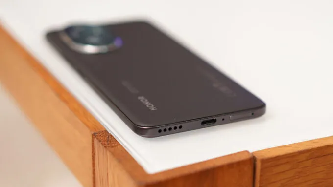 Honor 200
