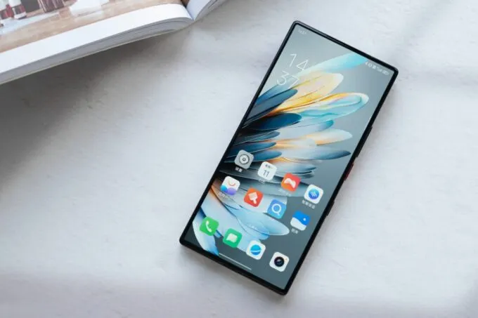 ZTE Nubia Z60 Ultra