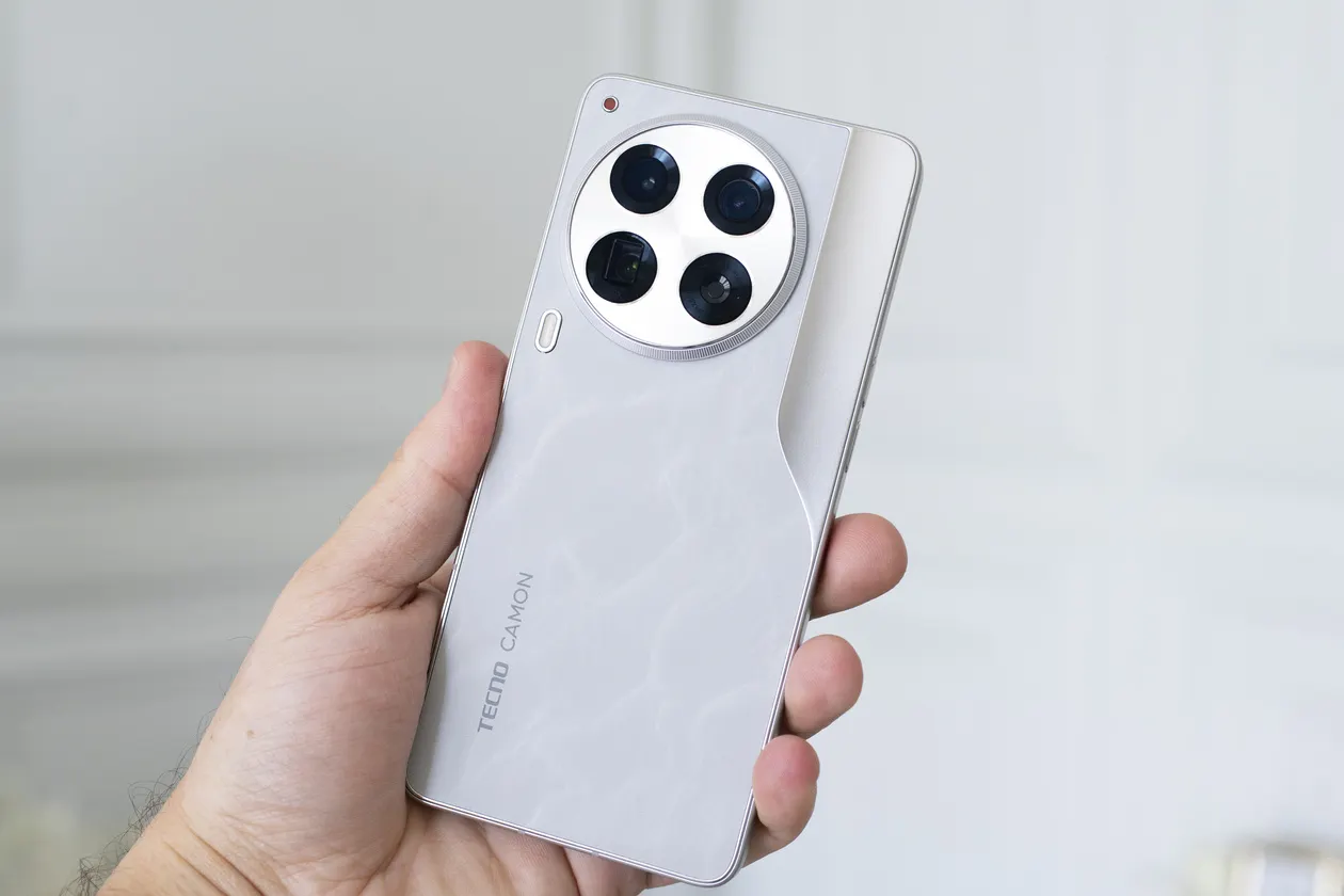 Смартфон Tecno Camon 30 Premier