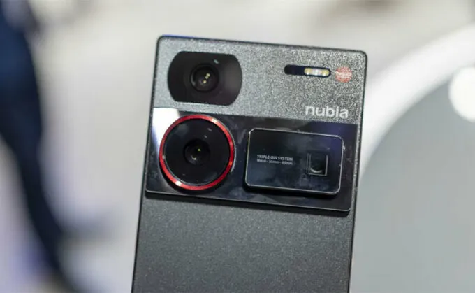 ZTE Nubia Z60 Ultra