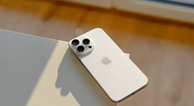 iPhone 16 Pro
