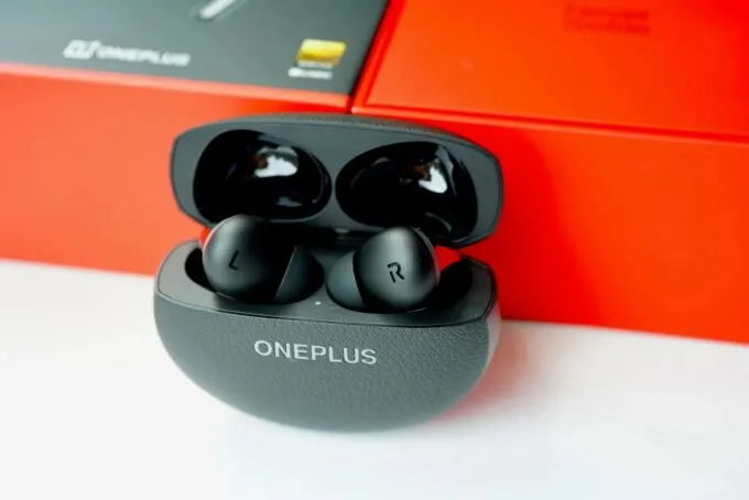 OnePlus Buds Pro 3