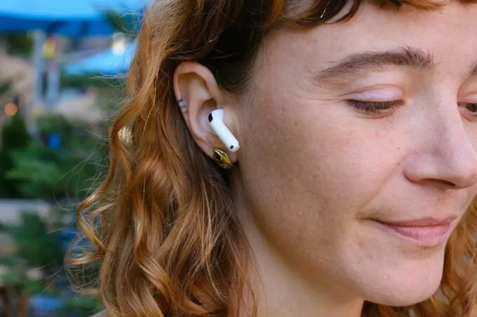 AirPods 4 ANC