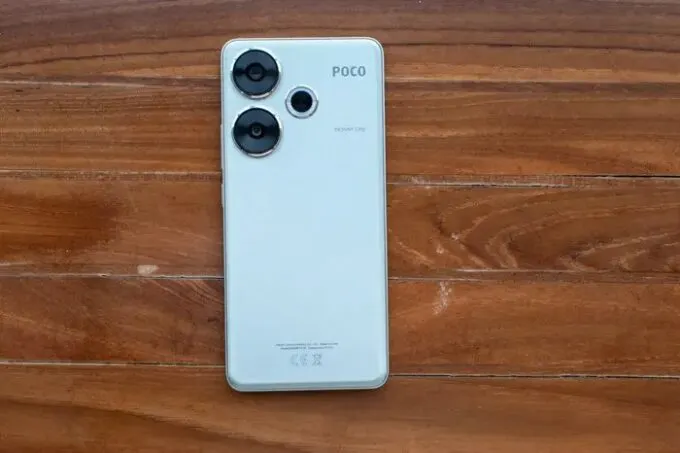 Xiaomi Poco F6