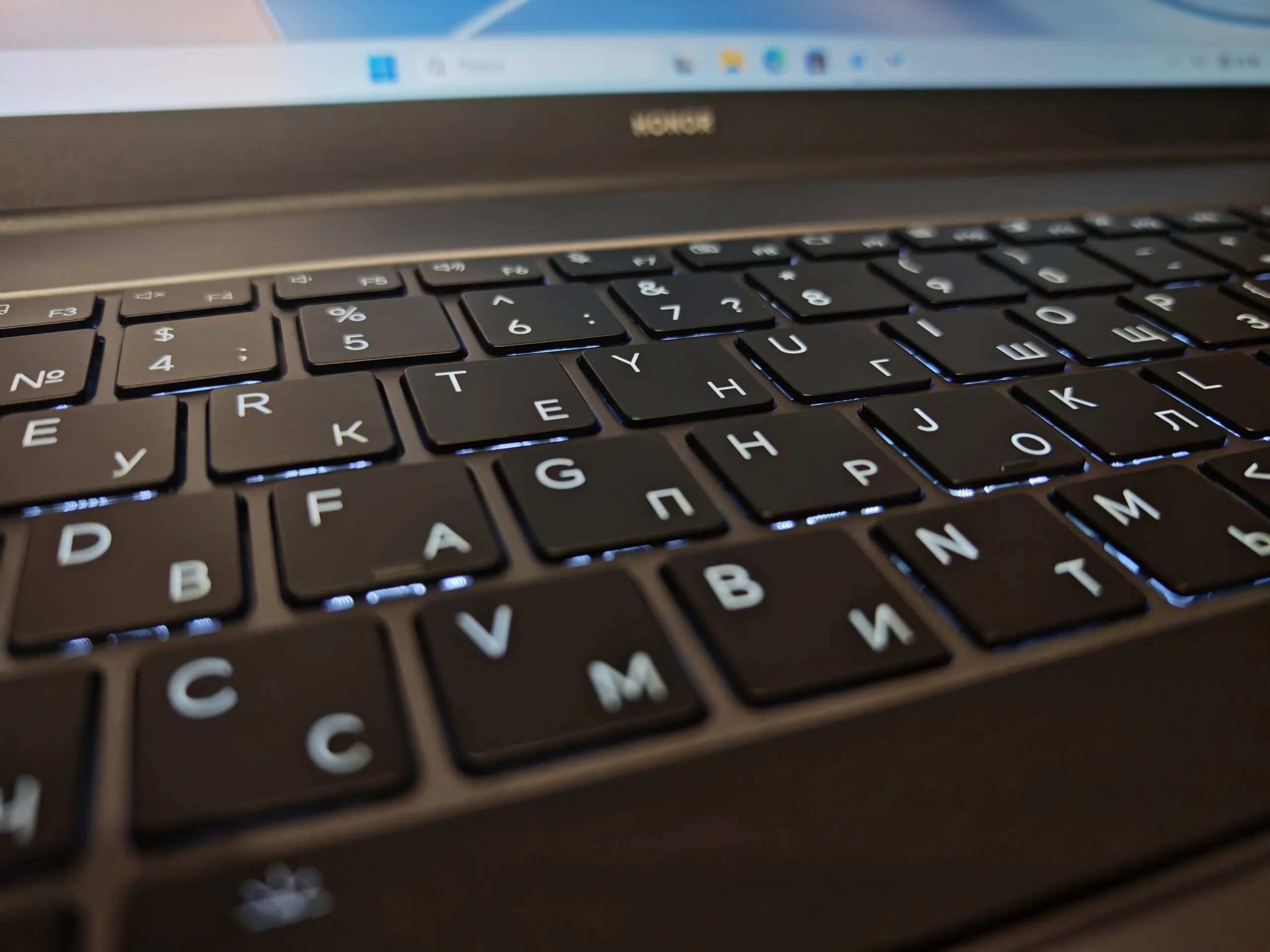 Ноутбук Honor MagicBook X16 Plus (2025)