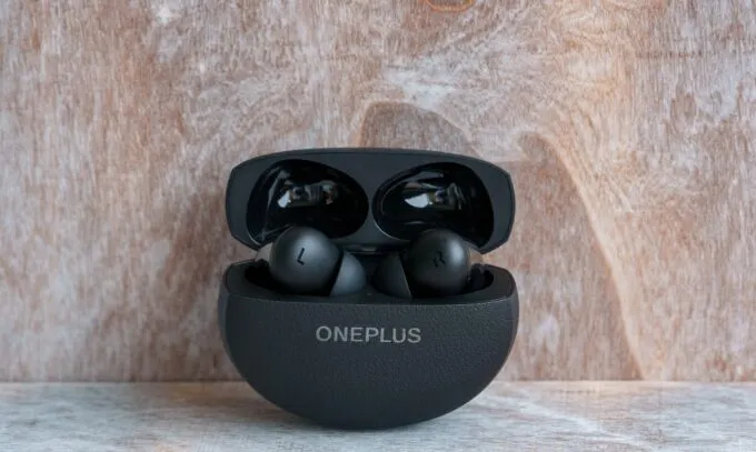 OnePlus Buds Pro 3