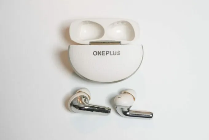 OnePlus Buds Pro 3