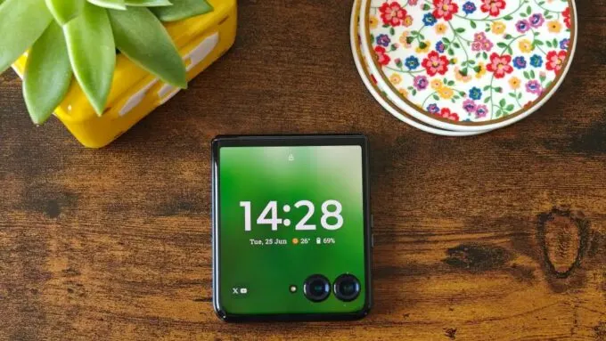 Motorola RAZR 50 Ultra