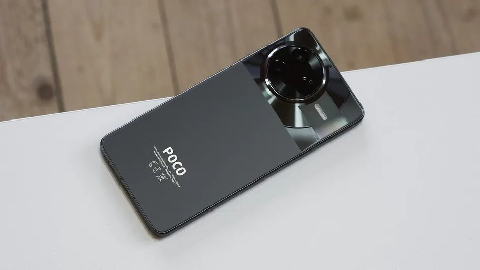 Смартфон Xiaomi Poco F7 Pro