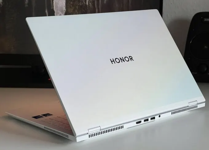 Honor MagicBook Pro 16
