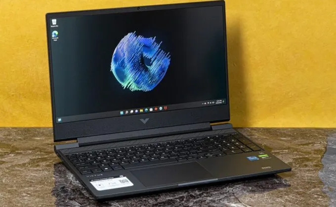 HP Victus
