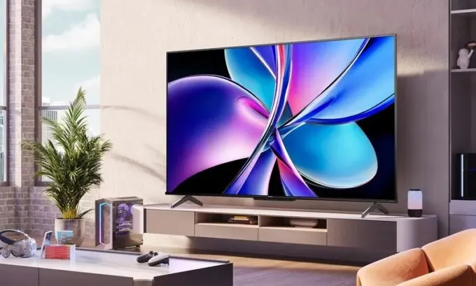 Hisense 55E7Q Pro