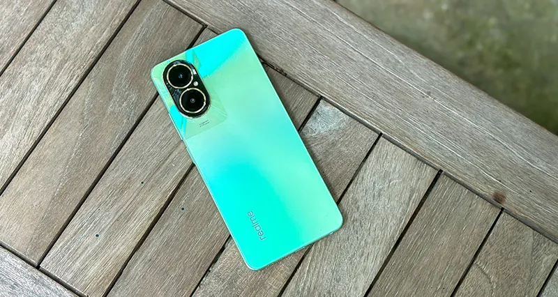 Смартфон Realme C67
