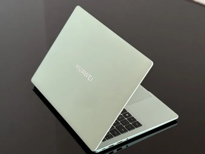 Huawei MateBook 14 (2024)