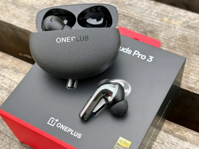 OnePlus Buds Pro 3