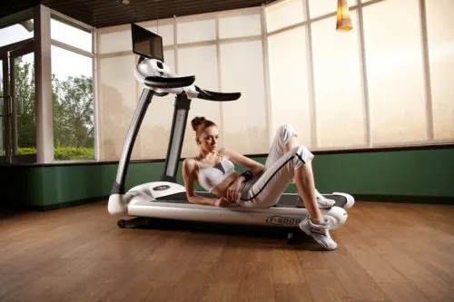 Почему беговая дорожка – бесполезное говно