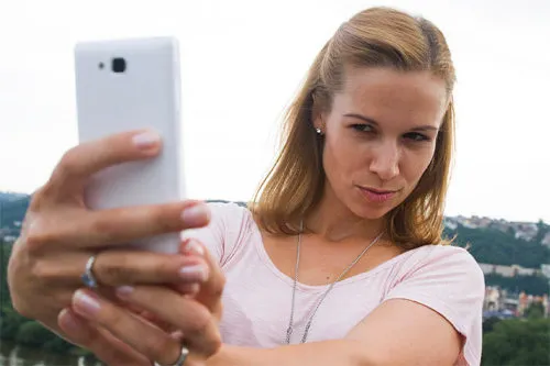 Уродливые слова русского языка: себяшка