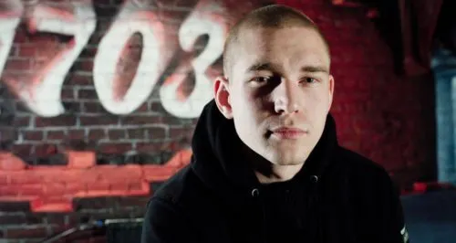 «Самая бездарная интеграция за последние месяцы». Анонимный маркетолог – о рекламе на Versus-батле Сявы и Лил Дика